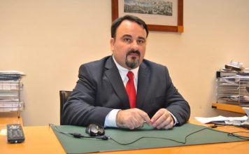 Eleições Legislativas – PPM acusa Ana Luís de instrumentalização da presidência do Parlamento açoriano
