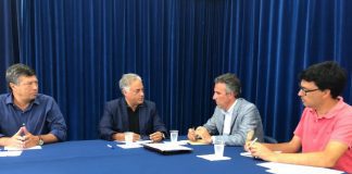 Com o aumento da área protegida deve ser criado um regime especial de licenças de pesca artesanal para os pescadores açorianos