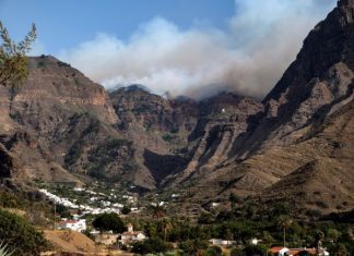 Espanha: Cerca de oito mil pessoas retiradas devido a incêndio na Grande Canária