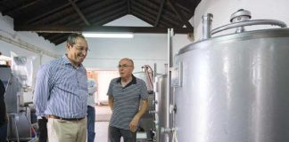 Governo dos Açores destaca contributo da Casa Agrícola Brum para notabilizar o vinho dos Biscoitos