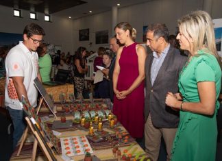 Marta Guerreiro afirma que Festival do Ananás permite potenciar e divulgar a história desta “marcante” cultura