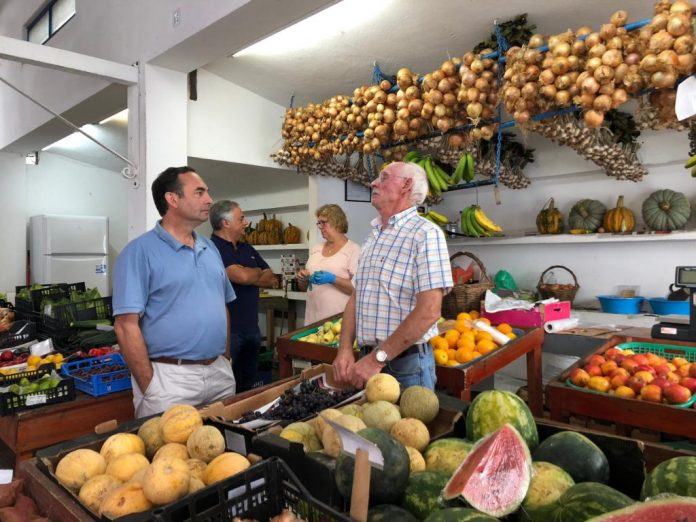 ANTONIO-VENTURA-Mercado-foto