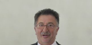 Vasco Avelar é o mandatário pelas Flores