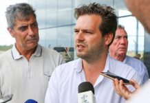 CDS Açores defende a garantia do direito à mobilidade aérea