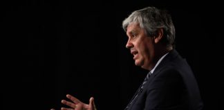 Mário Centeno diz que Rui Rio confunde “o sucesso da economia portuguesa com o Partido Socialista”