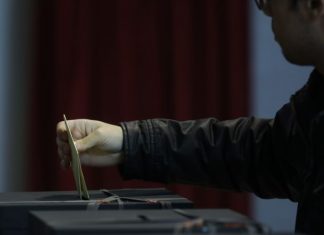 Eleições: Cinco maiorias absolutas em 45 anos de democracia