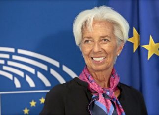 Christine Lagarde sai hoje do FMI para suceder a Mario Draghi no BCE