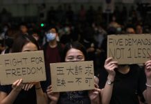 Hong Kong mantém proibição de protesto pró-democracia no Dia Nacional da China