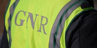 Homem encontrado morto numa fábrica de bolas de berlim em Albufeira