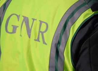 Homem encontrado morto numa fábrica de bolas de berlim em Albufeira