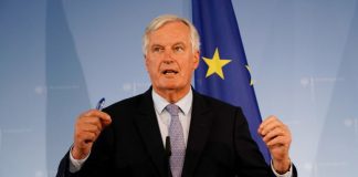 Brexit. Barnier insiste que ‘backstop’ “plenamente operacional” é essencial