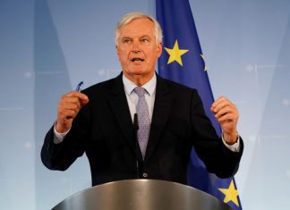 Brexit. Barnier insiste que ‘backstop’ “plenamente operacional” é essencial
