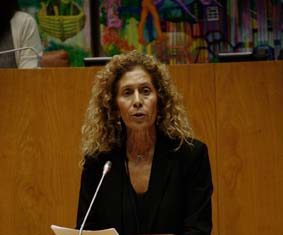 Estratégia de reorganização do sistema de saúde visa enfrentar novos desafios, afirma Teresa Machado Luciano