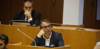 Sessão Plenária de outubro – Promoção do emprego e combate à precariedade são fundamentais para combater dependências