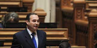 Iniciativa chumbada pelo PS impediu avançar no combate à perda de população