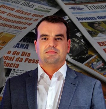 Exigir dos outros o que não exige a si próprio