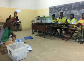Mas de 70 detenções durante votação e contagem de votos