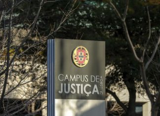 Indisponibilidade de salas de audiências em Lisboa adia julgamento em cinco meses