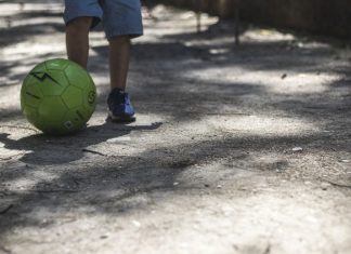 PSP de Coimbra alerta que falta de funcionários nas escolas potencia ‘bullying’