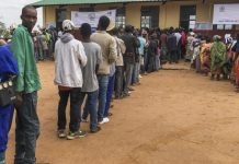Moçambique. CNE manifesta “preocupação” com “algumas irregularidades”