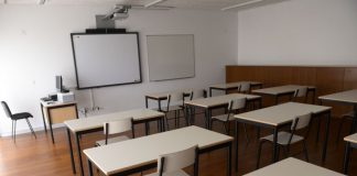 Professores regressam hoje à greve ao trabalho extraordinário