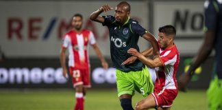 Sporting vence Desportivo das Aves na estreia de Silas