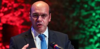 Governo: Patrões satisfeitos com novo executivo e subida de Siza Vieira a ‘número 2’