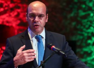 Governo: Patrões satisfeitos com novo executivo e subida de Siza Vieira a ‘número 2’