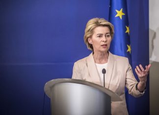 Brexit: Von der Leyen aguarda votação britânica sem antecipar resultado