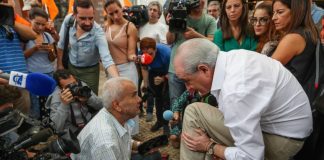 Eleições: No último dia, Rio finalmente encontrou o engraxador que procurou durante a campanha