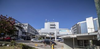 Padre do Hospital de Gaia pede a fumadores que levem as “beatas” porque já tem muitas