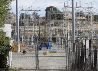 Califórnia corta eletricidade a mais de um milhão de pessoas para prevenir incêndios