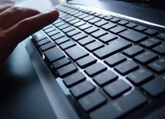 Sites de media são os mais visitados por internautas portugueses, diz estudo
