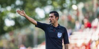 Benfica multado por agressão com moeda ao árbitro Tiago Martins