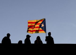 Independentistas da Catalunha prometem reagir após sentença que consideram vingança