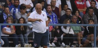 Vítor Oliveira realça “carreira preenchida” pelos 400 jogos como treinador na I Liga