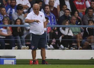 Vítor Oliveira realça “carreira preenchida” pelos 400 jogos como treinador na I Liga