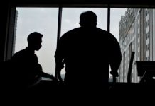 Jovens têm um maior conhecimento sobre a obesidade do que os adultos, diz estudo
