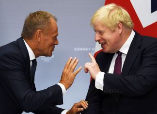 Donald Tusk sobre Brexit: “O que está em causa não é ganhar um estúpido jogo de culpa”