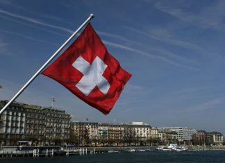 União Europeia retira Suíça da lista ‘cinzenta’ de paraísos fiscais