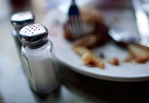 Mais de 300 portugueses em programa de educação alimentar baixaram consumo de sal