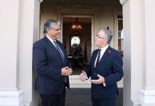 Vasco Cordeiro inicia visita oficial que pretende “dar atualidade” à relação entre os Açores e a Bermuda