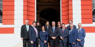 Presidente do Governo recebeu legisladores da Califórnia e membros da California Portuguese American Coalition
