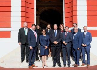 Presidente do Governo recebeu legisladores da Califórnia e membros da California Portuguese American Coalition