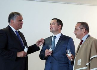 Governo disponível para ser parte do processo de diferenciação e valorização do leite dos Açores, afirma Vasco Cordeiro