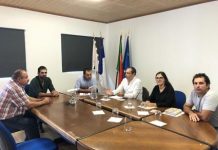 Plataforma marítima com reboque desloca-se às Flores para descarregar contentores para o setor agrícola, anuncia João Ponte