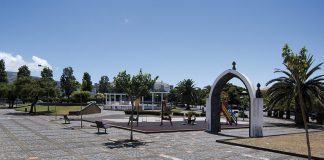PRAÇA N. SRA DA GRAÇA ILUMINADA PELA ELIMINAÇÃO DA VIOLÊNCIA CONTRA A MULHER
