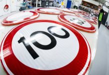 Andar a 100 nas autoestradas para melhorar qualidade do ar. Esta é a proposta da Holanda