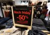 Mais de metade dos portugueses pondera fazer compras no Black Friday