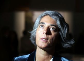 Ministra da Cultura recorda José Mário Branco: “Ele dizia que as suas cantigas eram as suas armas, que utilizava para intervir na situação política”